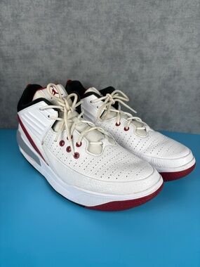 Nike Air Jordan Max Aura 5 White Red DZ4353-101 Mens Size 11